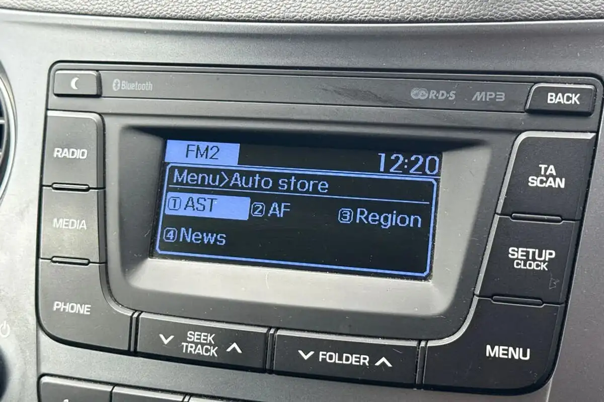 2018-hyundai-i10-10-premium-66ps-big-53
