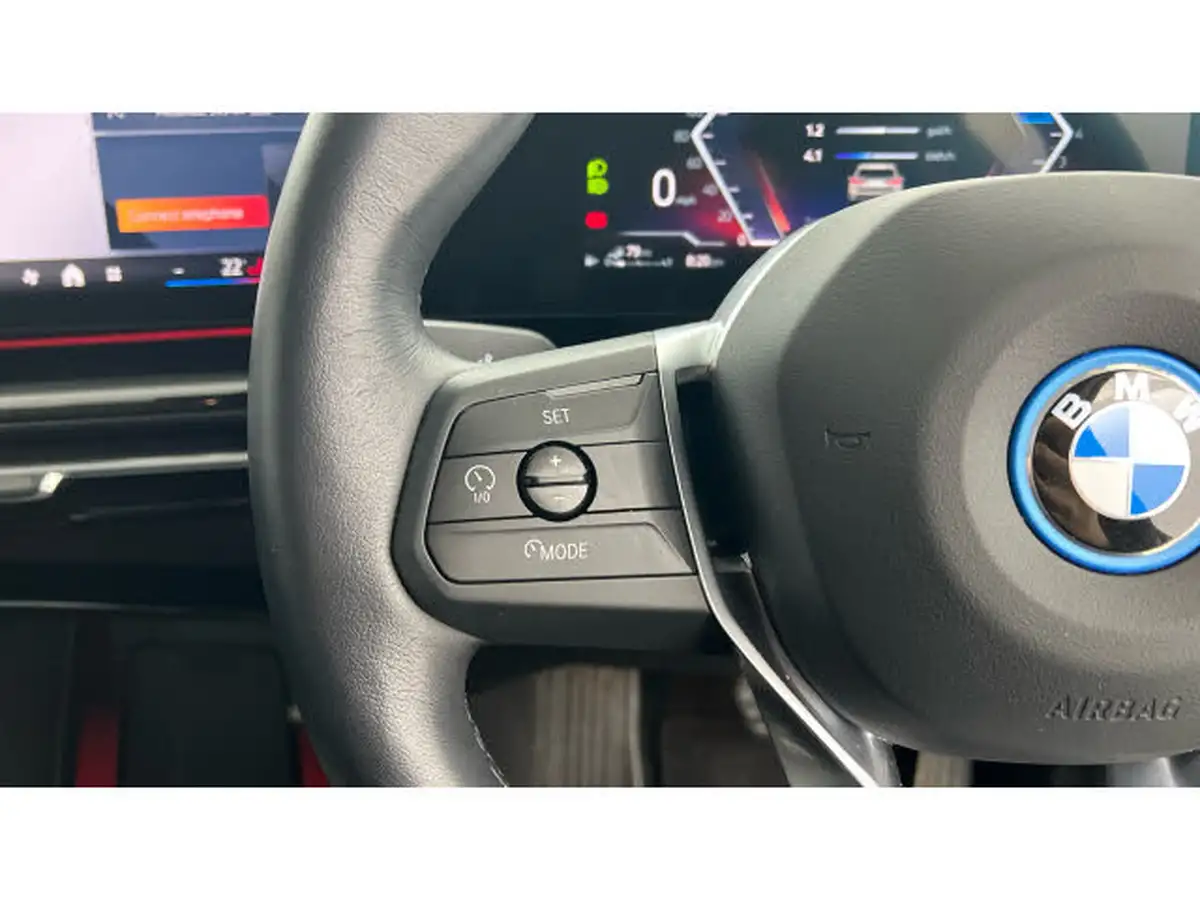 2024-bmw-x1-15-xdrive30e-xline-big-16