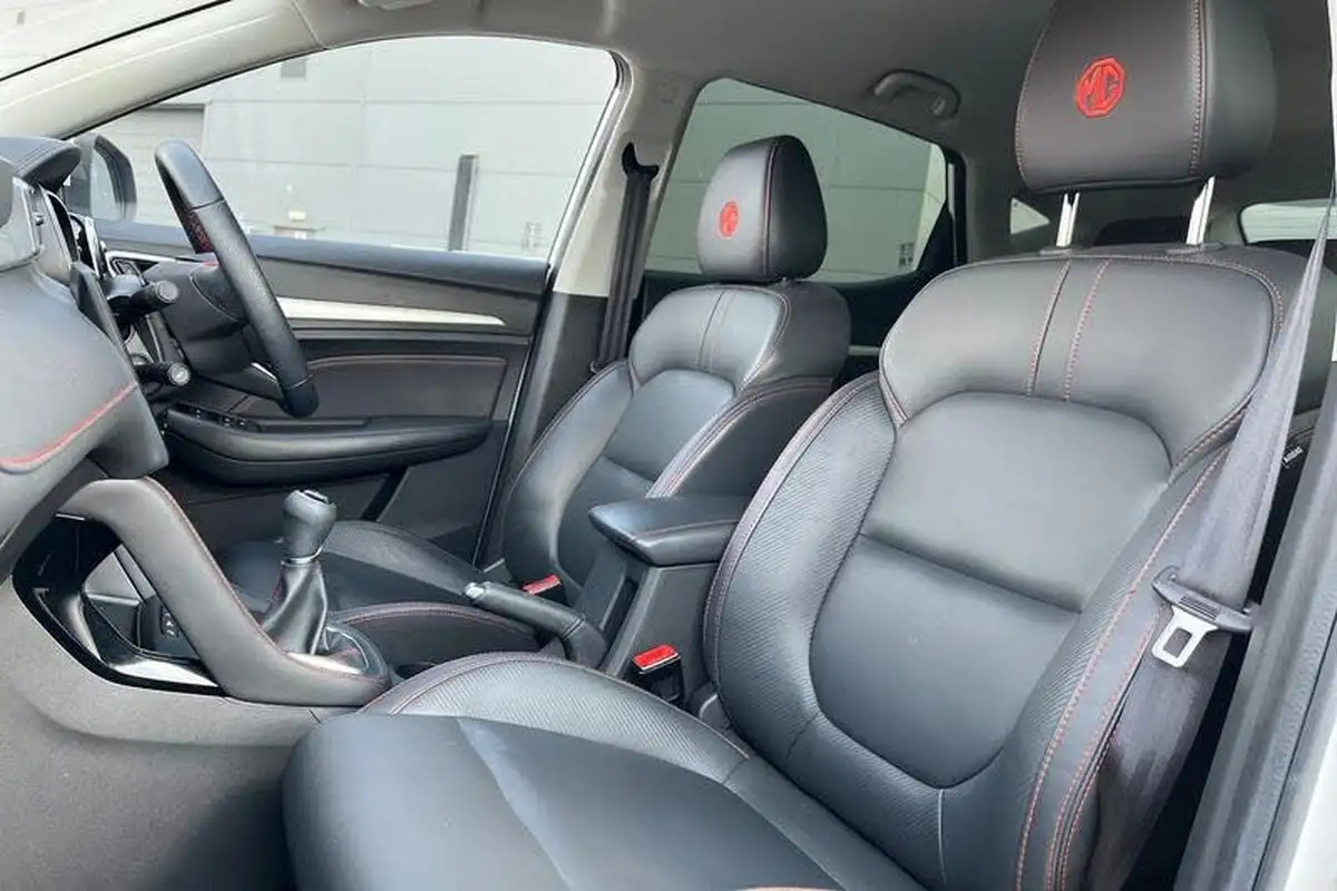 2022-mg-zs-suv-15-vti-tech-exclusive-big-18