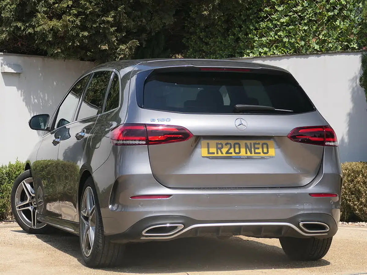 2020-mercedes-benz-b-class-13-b180-amg-line-premium-plus-big-1