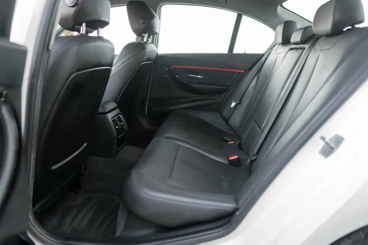 2016-bmw-3-series-20td-320d-ed-sport-saloon-4d-auto-big-9