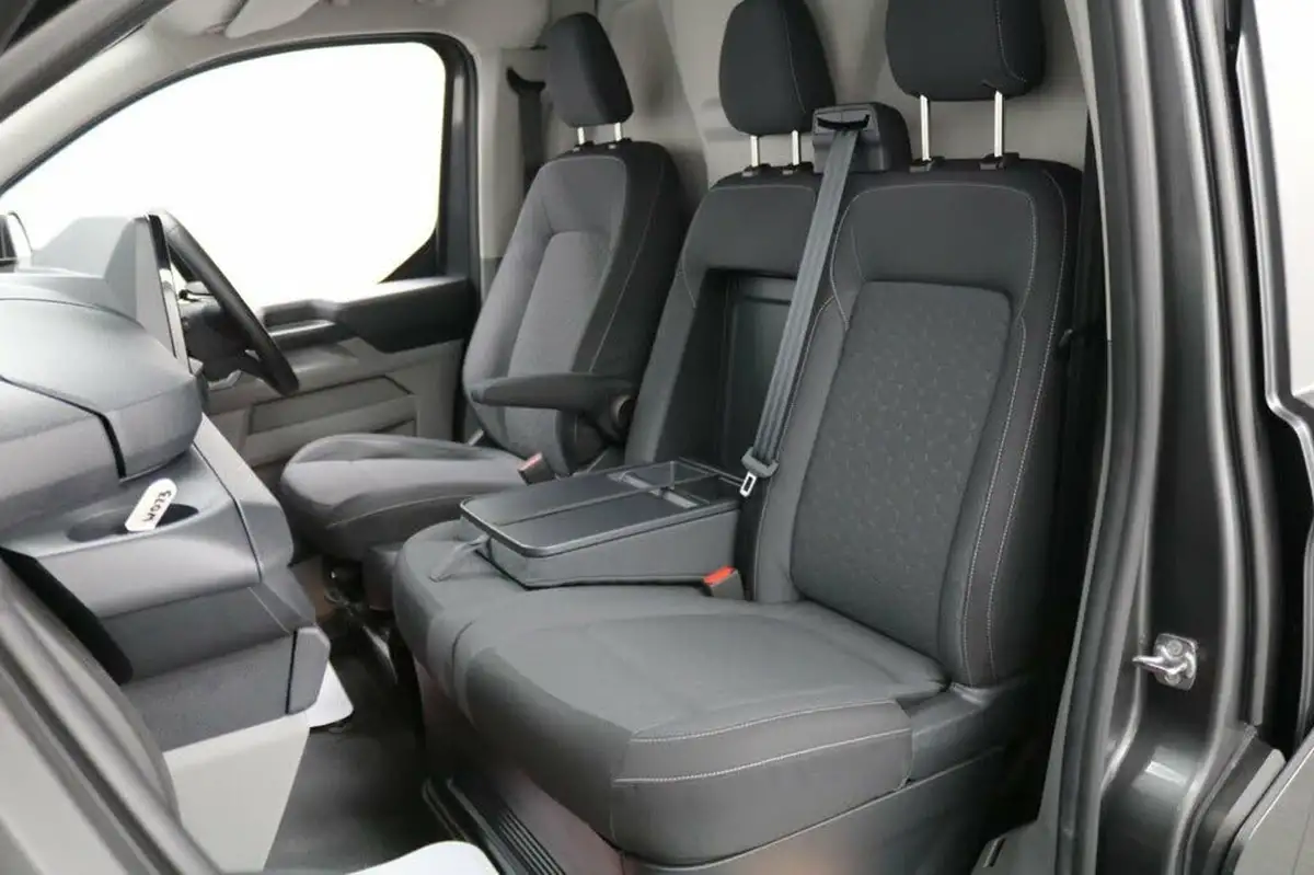 2024-ford-transit-custom-20tdci-320-l2h1-limited-136pseu6e-panel-van-1996cc-auto-big-20