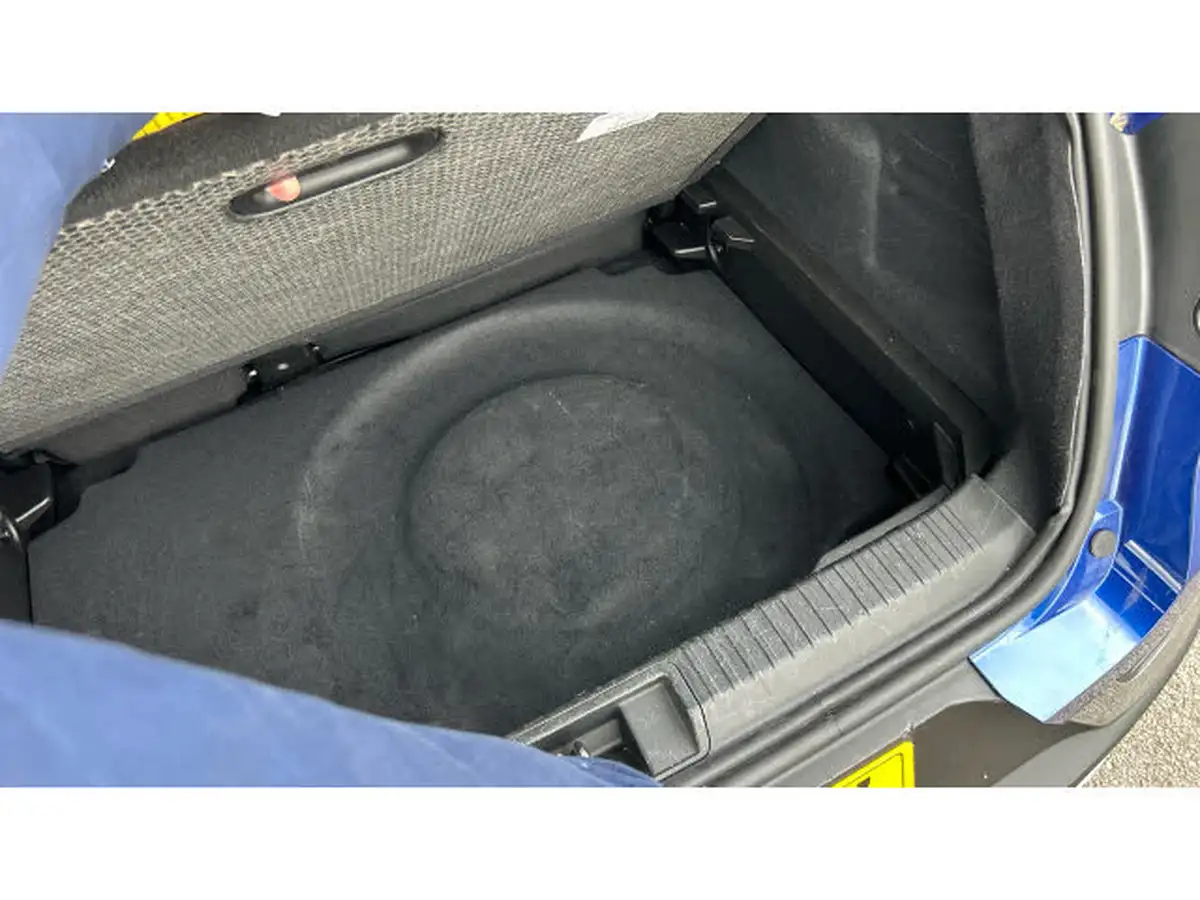 2024-renault-captur-16-techno-145ps-full-big-30