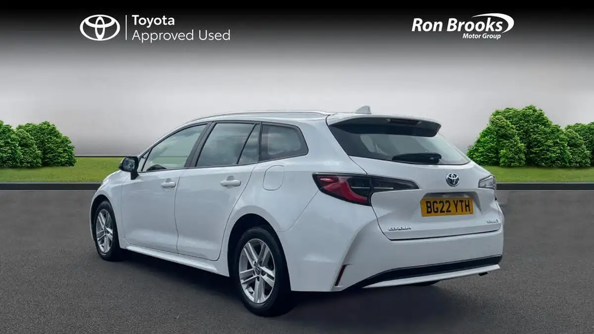 2022-toyota-corolla-18-vvt-i-icon-120bhp-spare-wheel-touring-sports-5d-big-3