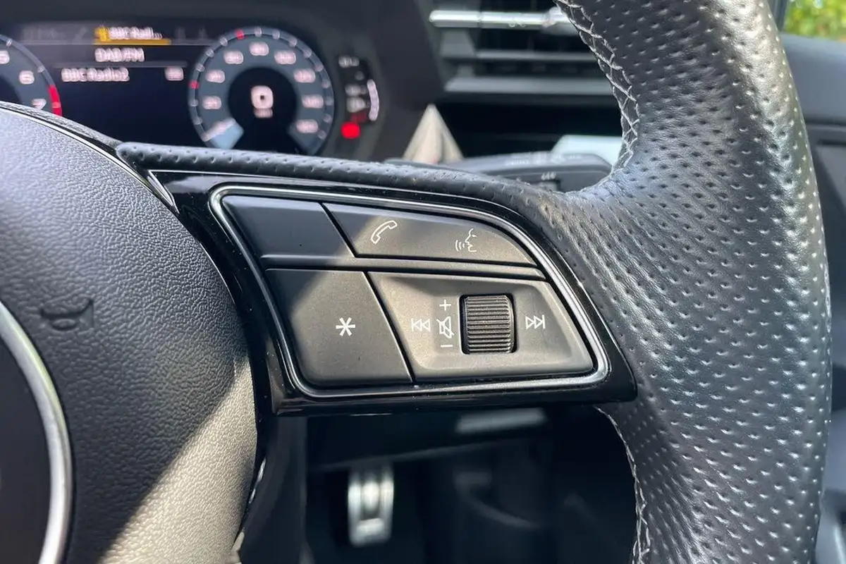 2021-audi-s3-20-tfsi-sportback-5d-big-38