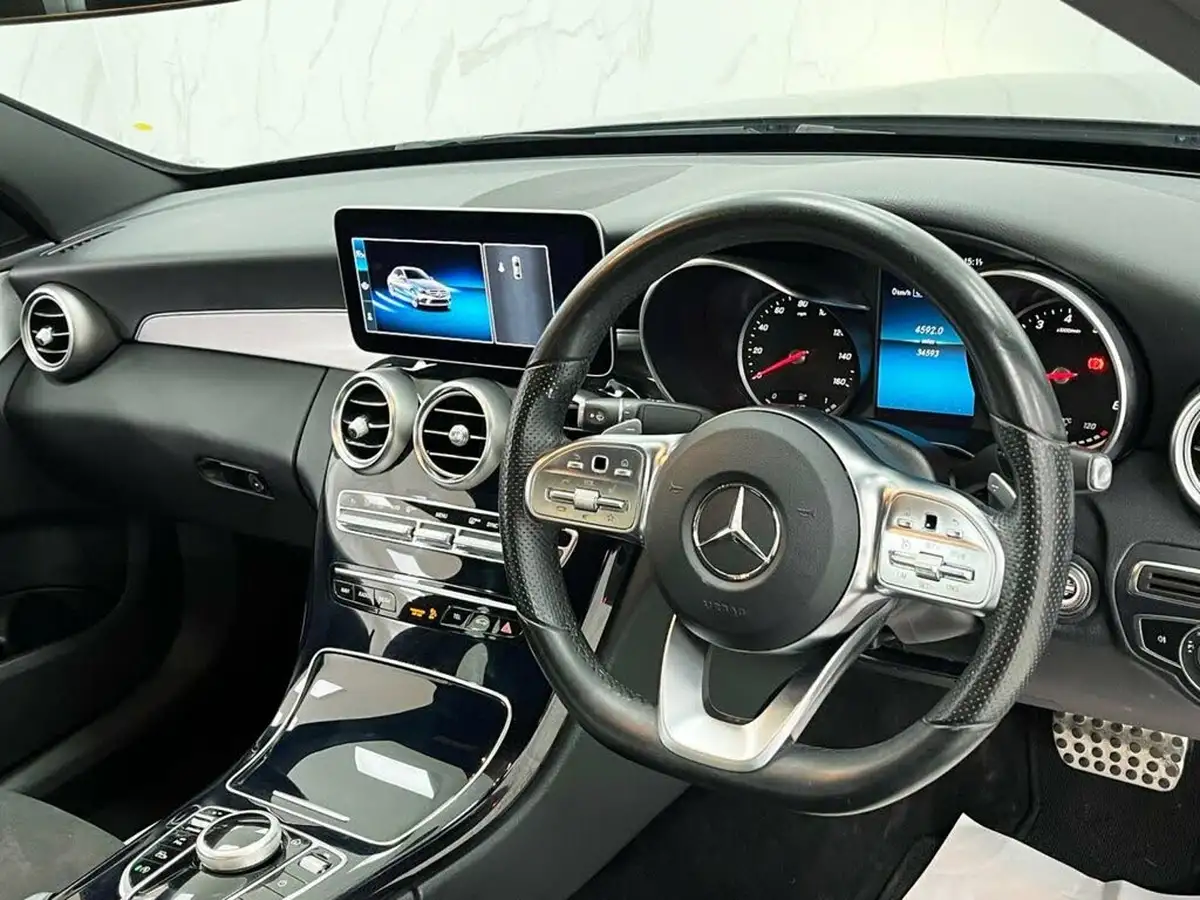 2019-mercedes-benz-c-class-20-c300-amg-line-ss-saloon-4d-big-27