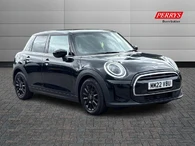 2022 MINI Cooper 1.5 Cooper Classic Hatchback 5d