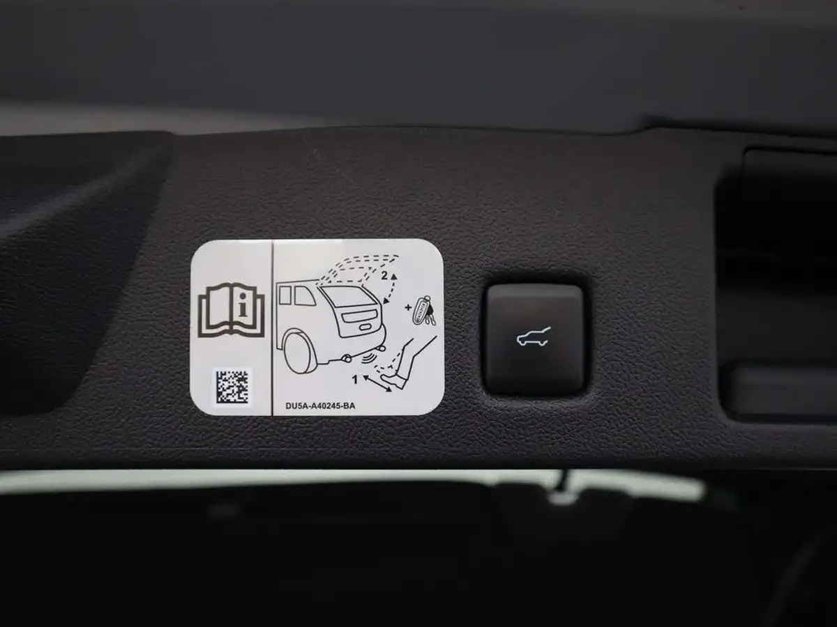 2020-ford-kuga-20-titanium-first-edition-190ps-awd-auto-big-12