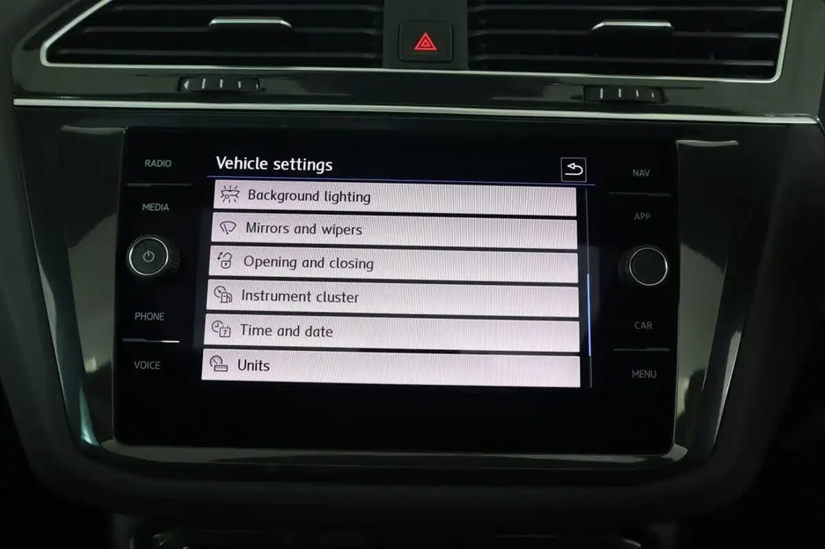 2020-volkswagen-tiguan-20-tsi-sel-230ps-big-52