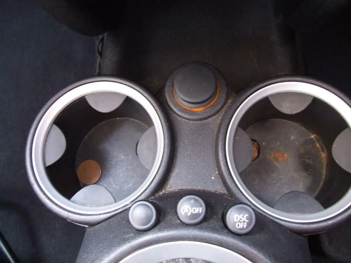 2010-mini-clubman-16-cooper-122bhp-big-39