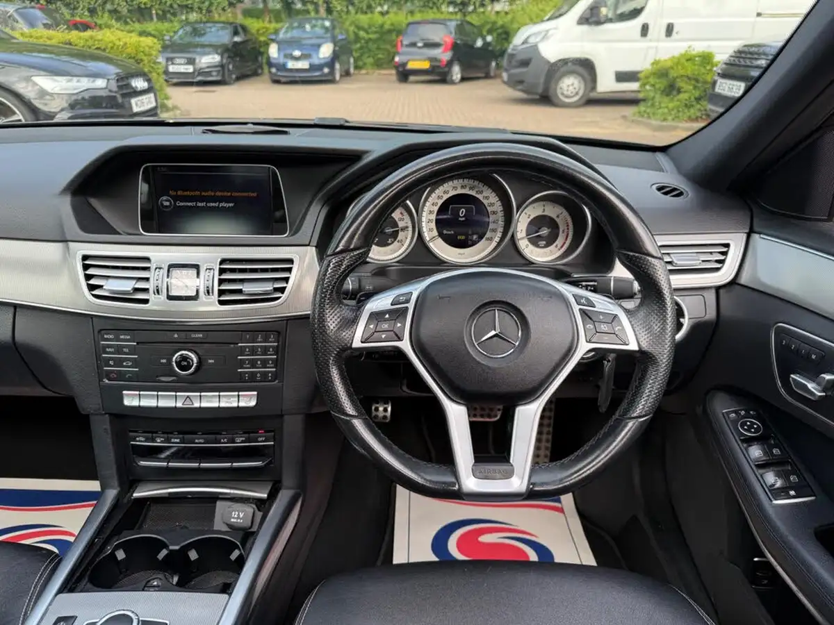 2016-mercedes-benz-e-class-30cdi-e350-amg-night-edition-premium-saloon-4d-big-11