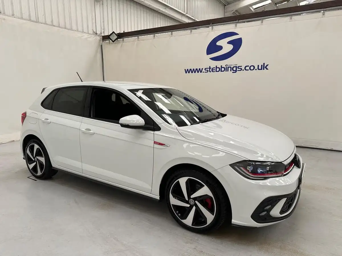 2023-volkswagen-polo-big-1