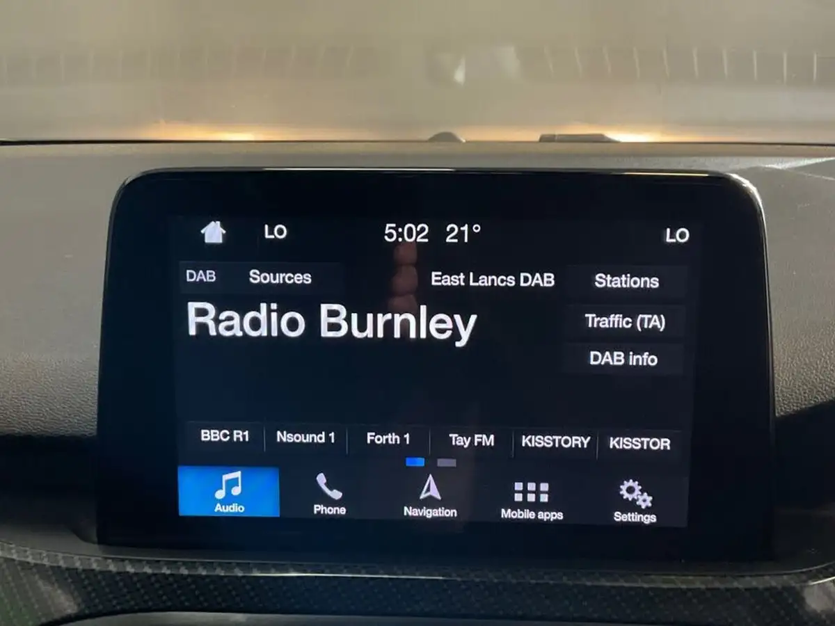 2019-ford-focus-15t-st-line-x-182ps-hatchback-big-50
