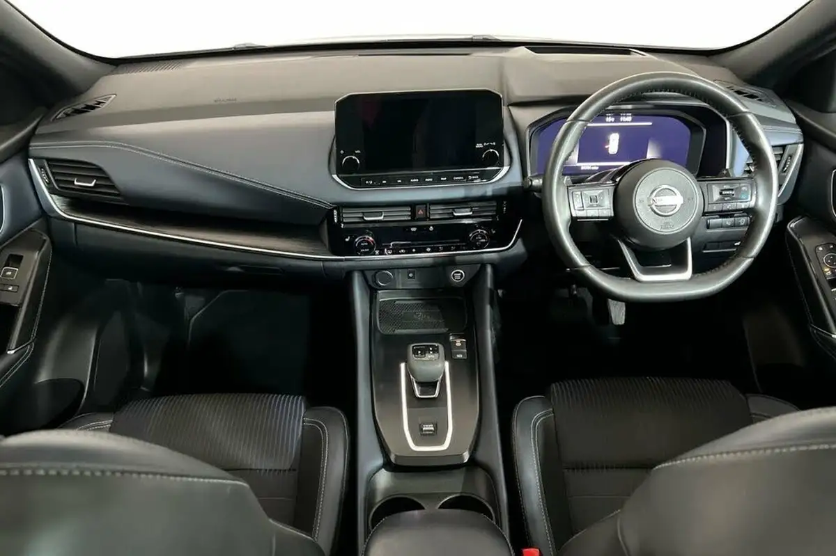 2022-nissan-qashqai-13-dig-t-tekna-158ps-xtronic-big-11