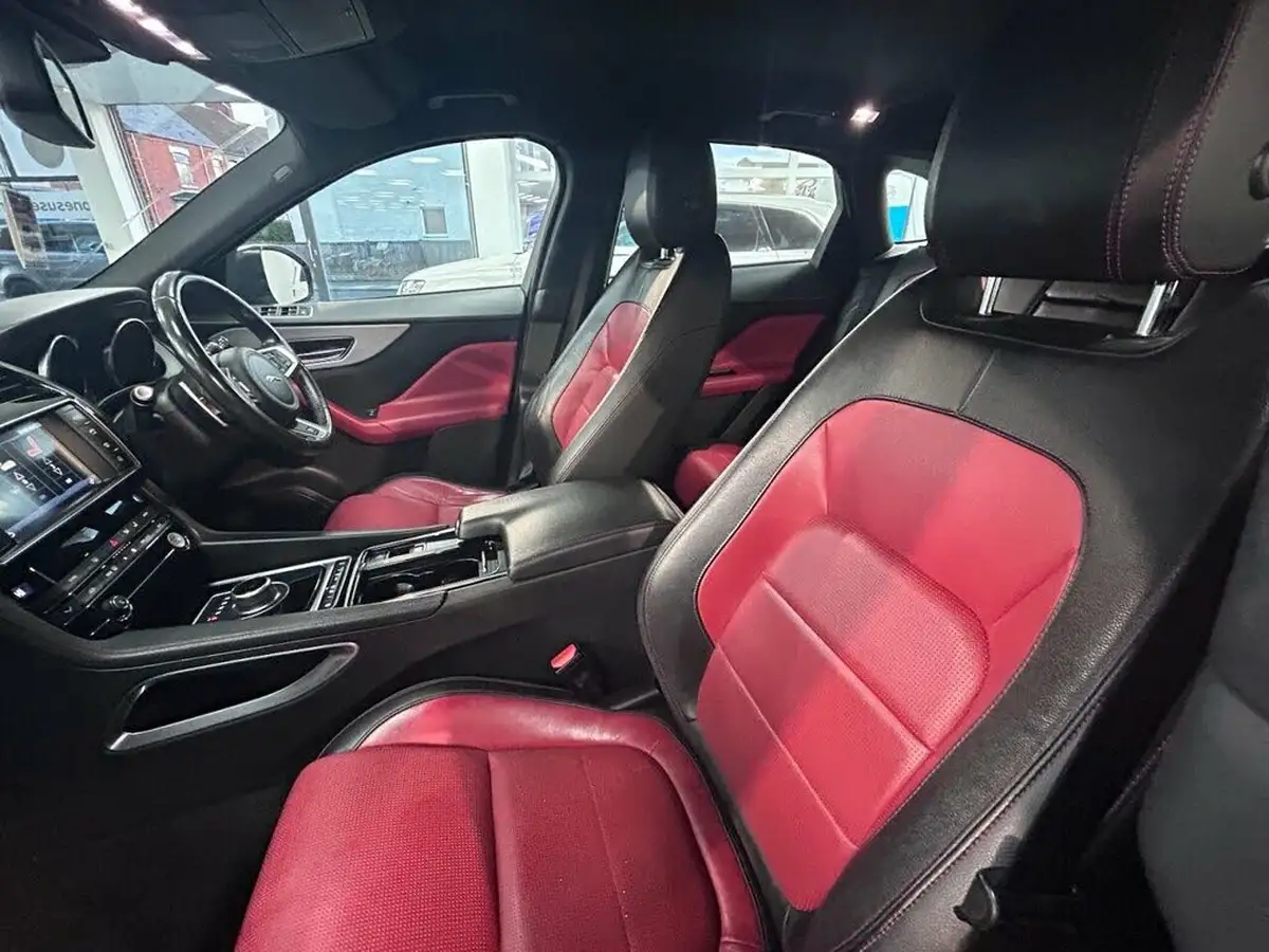 2017-jaguar-f-pace-20-i4d-r-sport-180ps-ss-auto-big-26