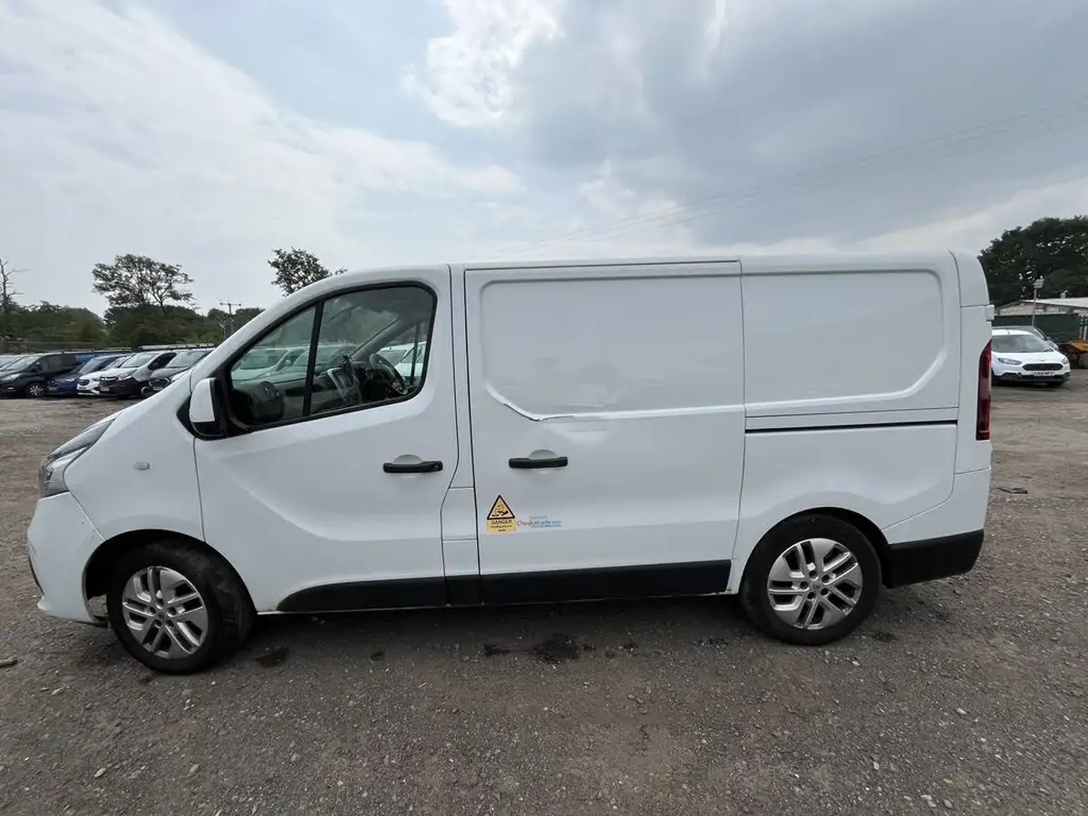 2018-renault-trafic-16dci-sl27-125-sport-nav-energy-125-e6-panel-van-big-5