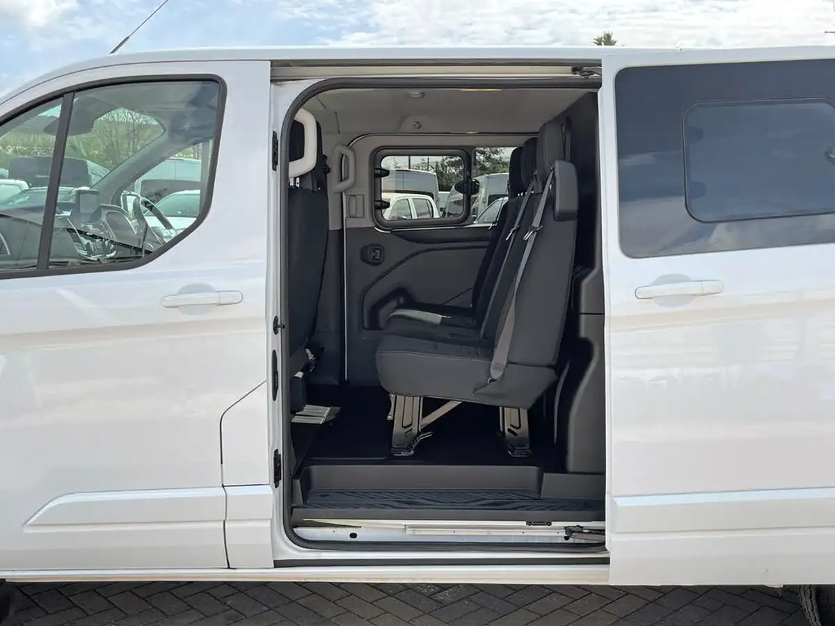 2023-ford-transit-custom-20tdci-320-l2h1-limited-170pseu6dt-double-cab-in-van-1997cc-auto-big-19