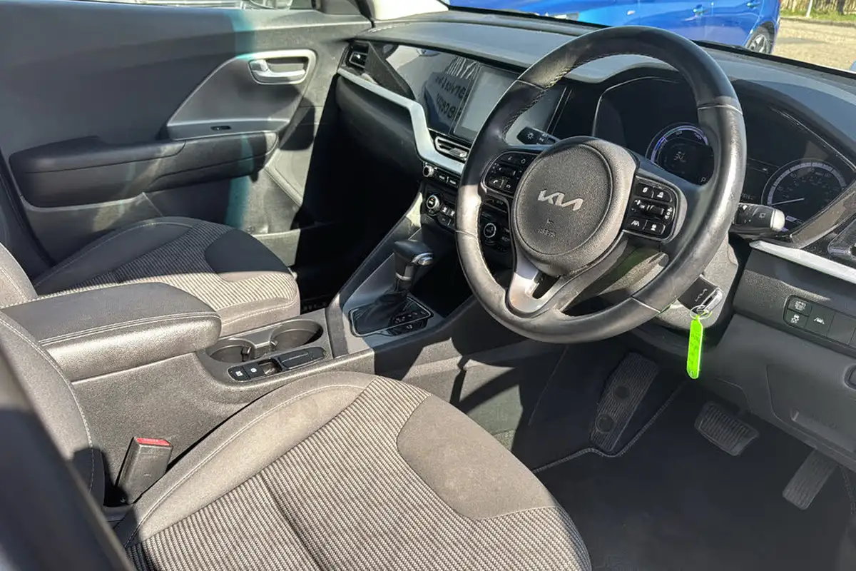 2022-kia-niro-16-gdi-2-139bhp-156kwh-big-9