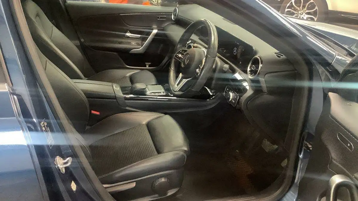 2021-mercedes-benz-a-class-big-10