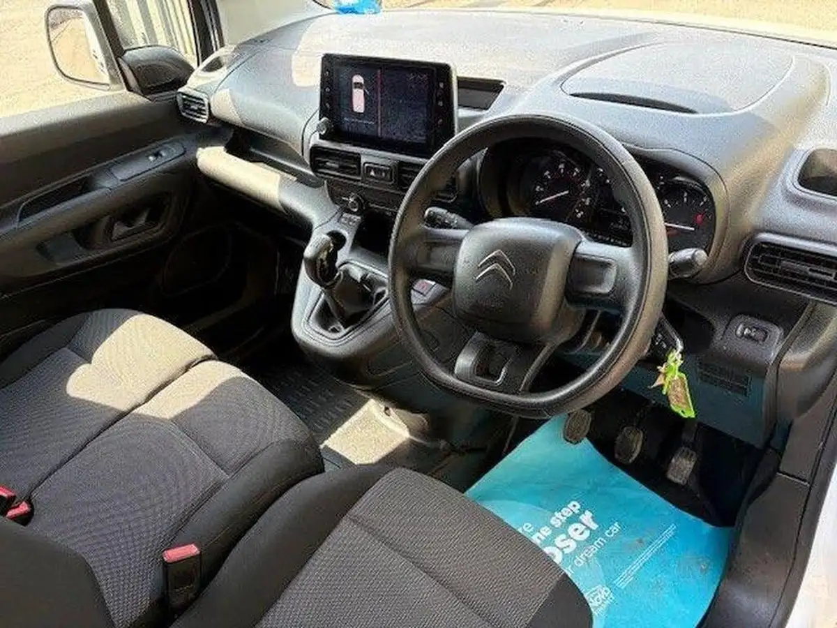 2020-citroen-berlingo-15bluehdi-950-enterprise-100pseu6dt-e-ss-panel-big-11