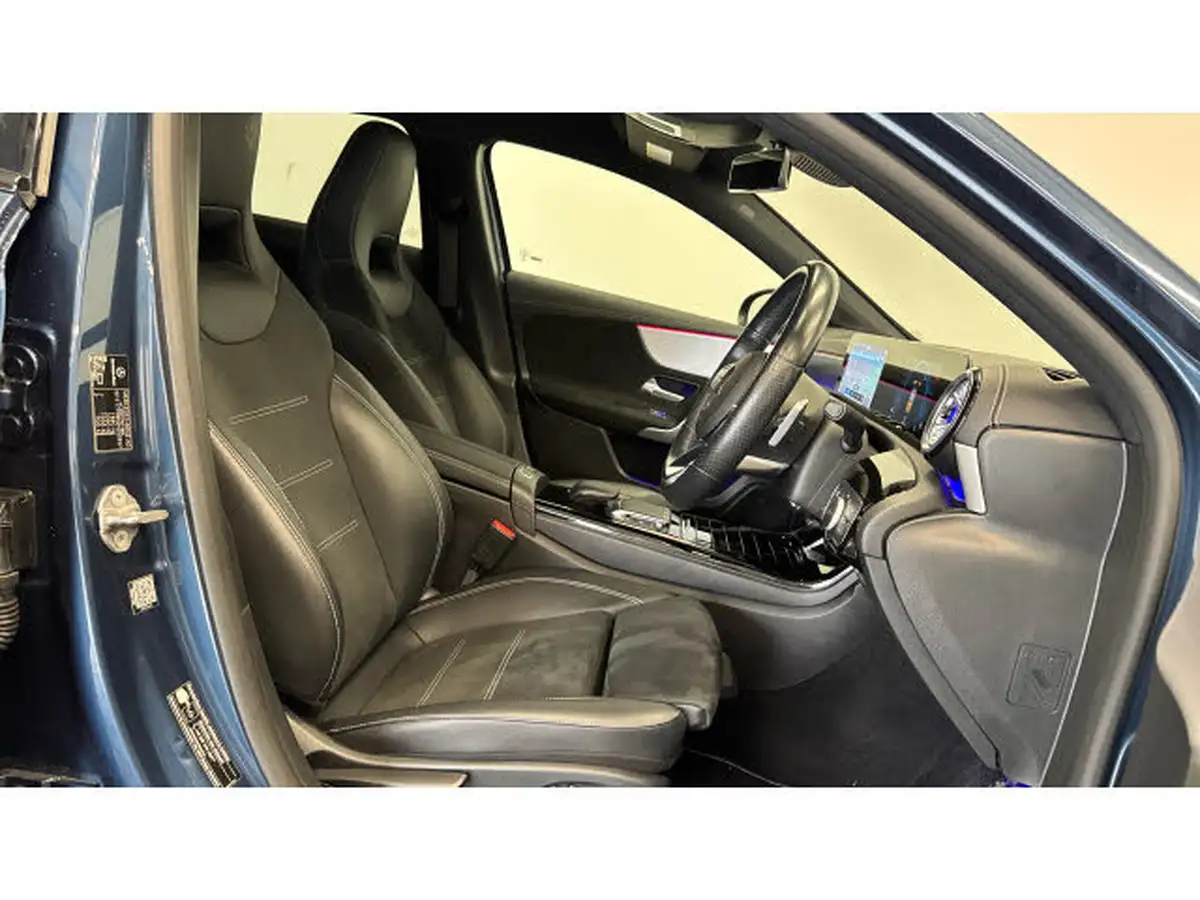 2021-mercedes-benz-a-class-13-a180-amg-line-executive-edition-hatchback-5d-7g-dct-big-24
