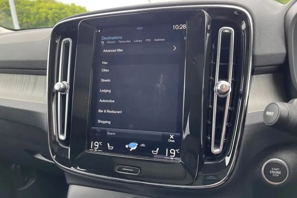 2022-volvo-xc40-15-t5-inscription-pro-big-48