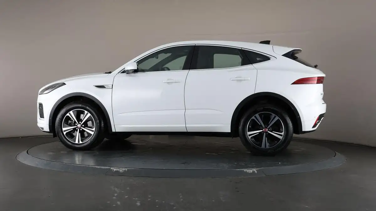 2021-jaguar-e-pace-20-d200-r-dynamic-s-big-37