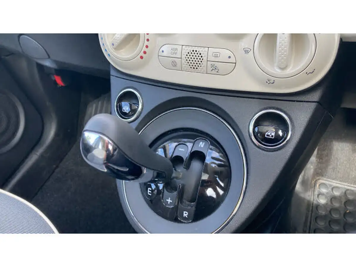 2020-fiat-500-12-lounge-dualogic-big-31