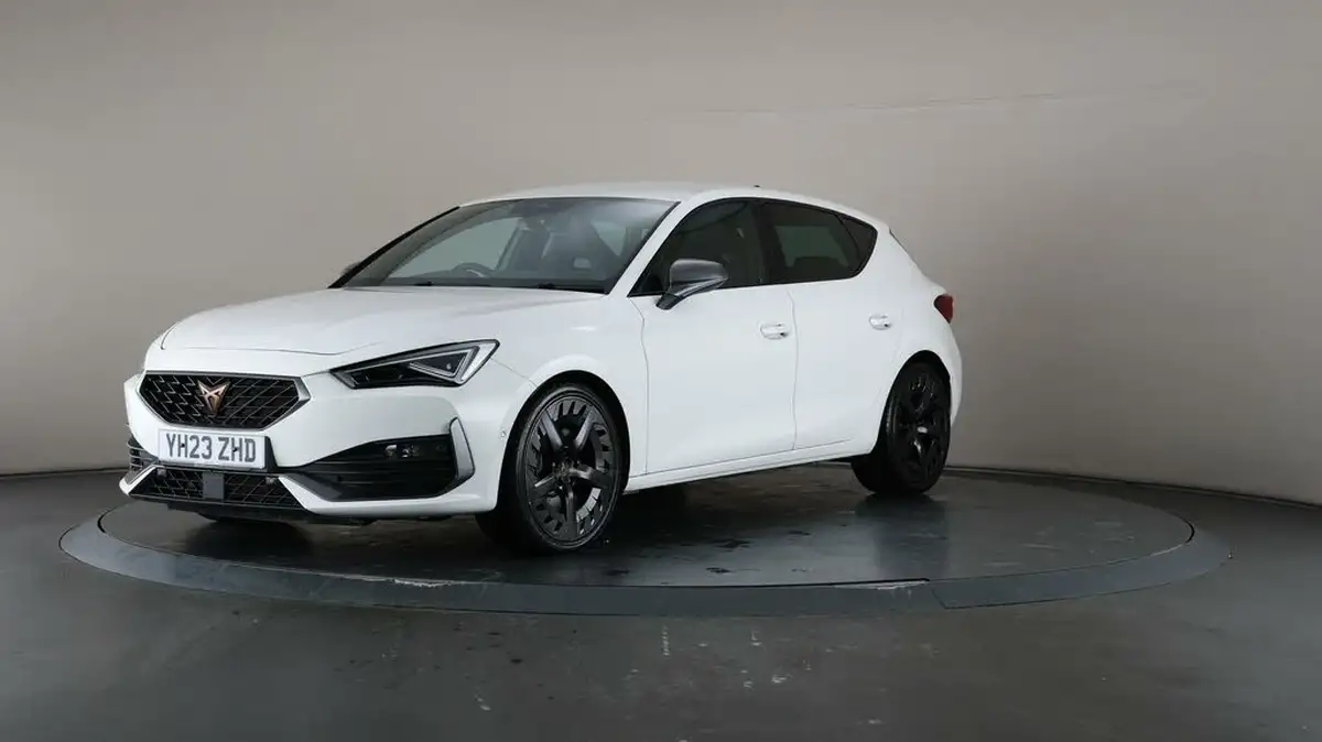 2023-cupra-leon-nf-20-tsi-vz3-300ps-hatchback-big-41