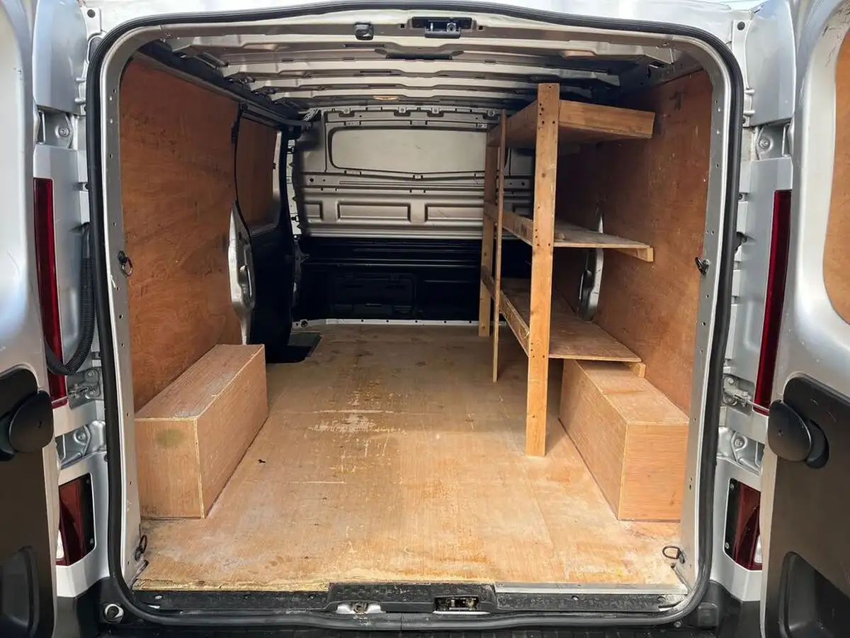 2021-renault-trafic-20dci-ll30-energy-120-sport-big-11