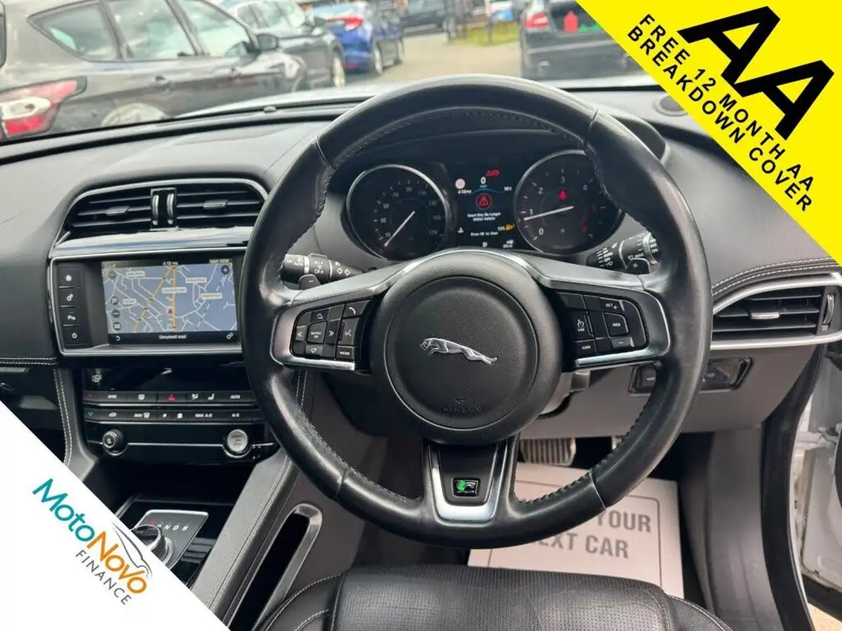 2017-jaguar-f-pace-20-i4d-r-sport-180ps-awd-auto-big-41