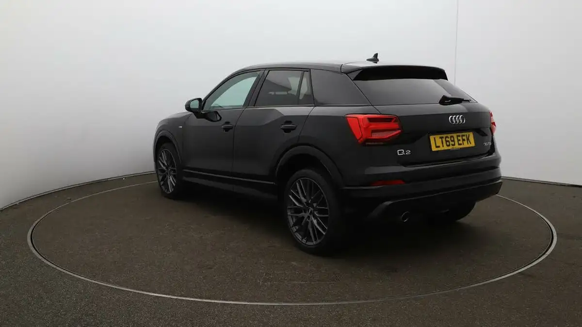2019-audi-q2-16-30-tdi-black-edition-big-52