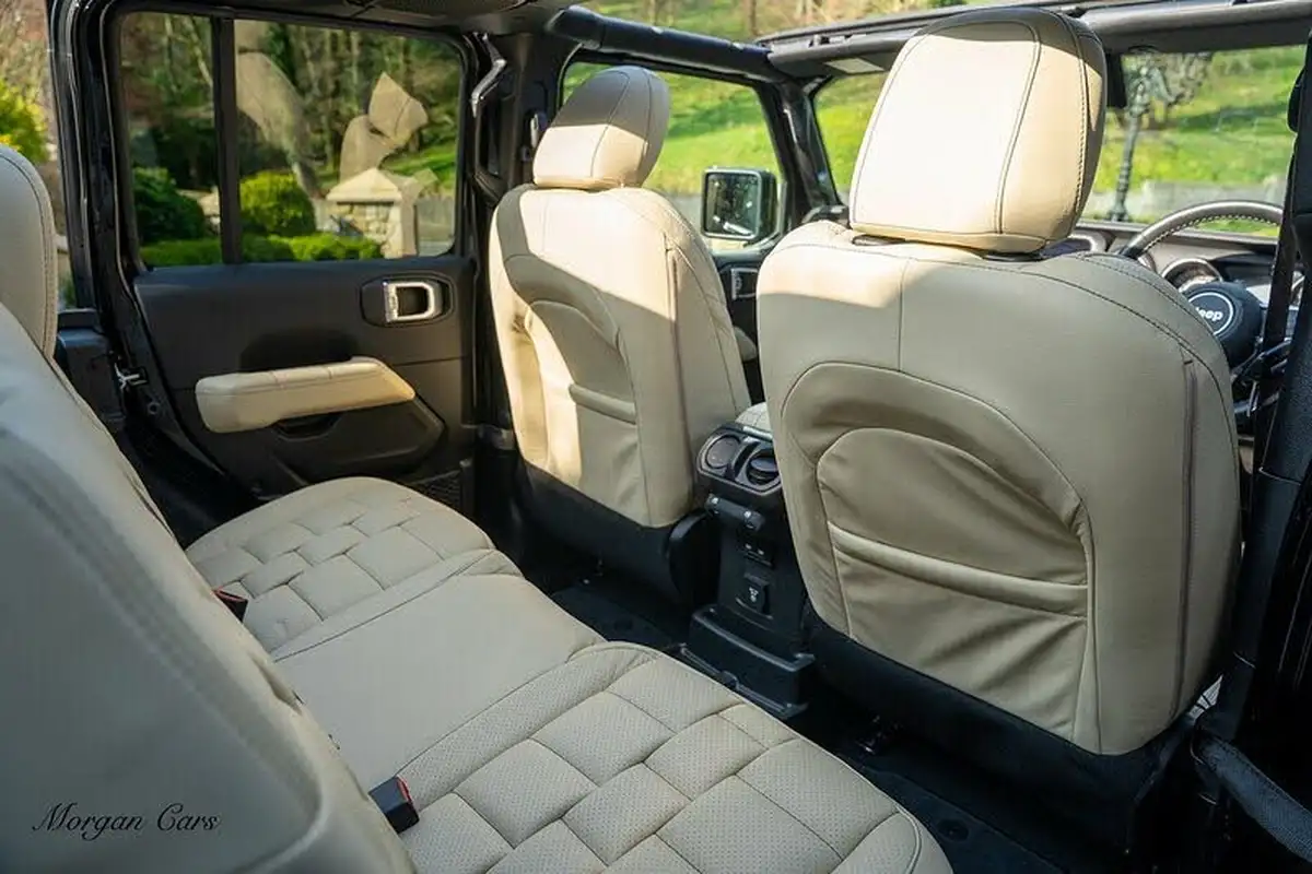 2022-jeep-wrangler-20-gme-sahara-5d-big-44