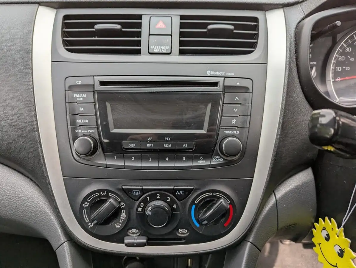 2016-suzuki-celerio-10-sz3-big-19