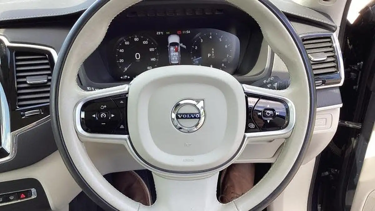 2020-volvo-xc90-20-b5-inscription-big-11