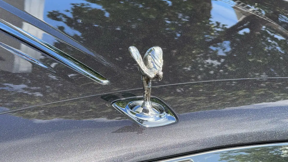 2016-rolls-royce-ghost-66-ewb-big-16