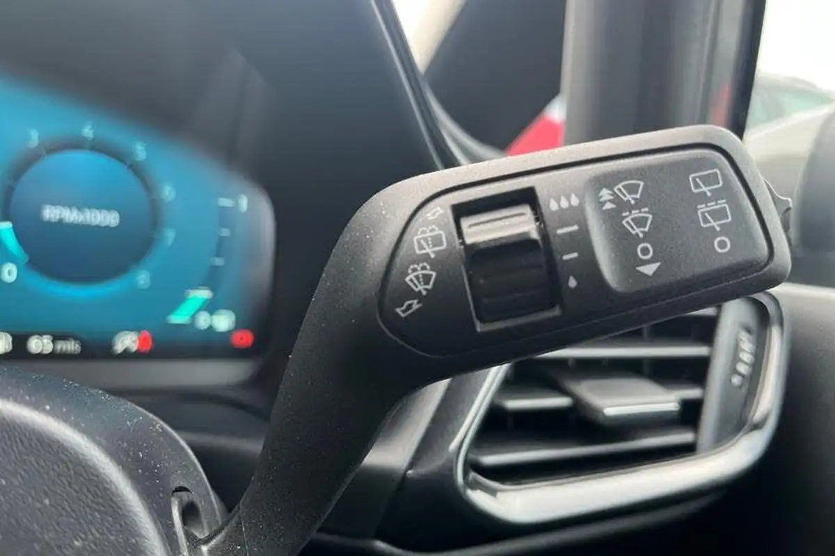 2023-ford-fiesta-10t-active-x-100ps-big-14