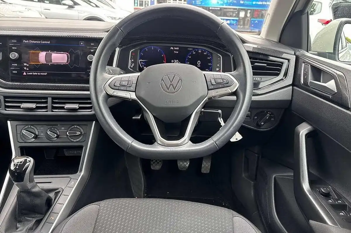 2022-volkswagen-polo-10-tsi-life-big-13