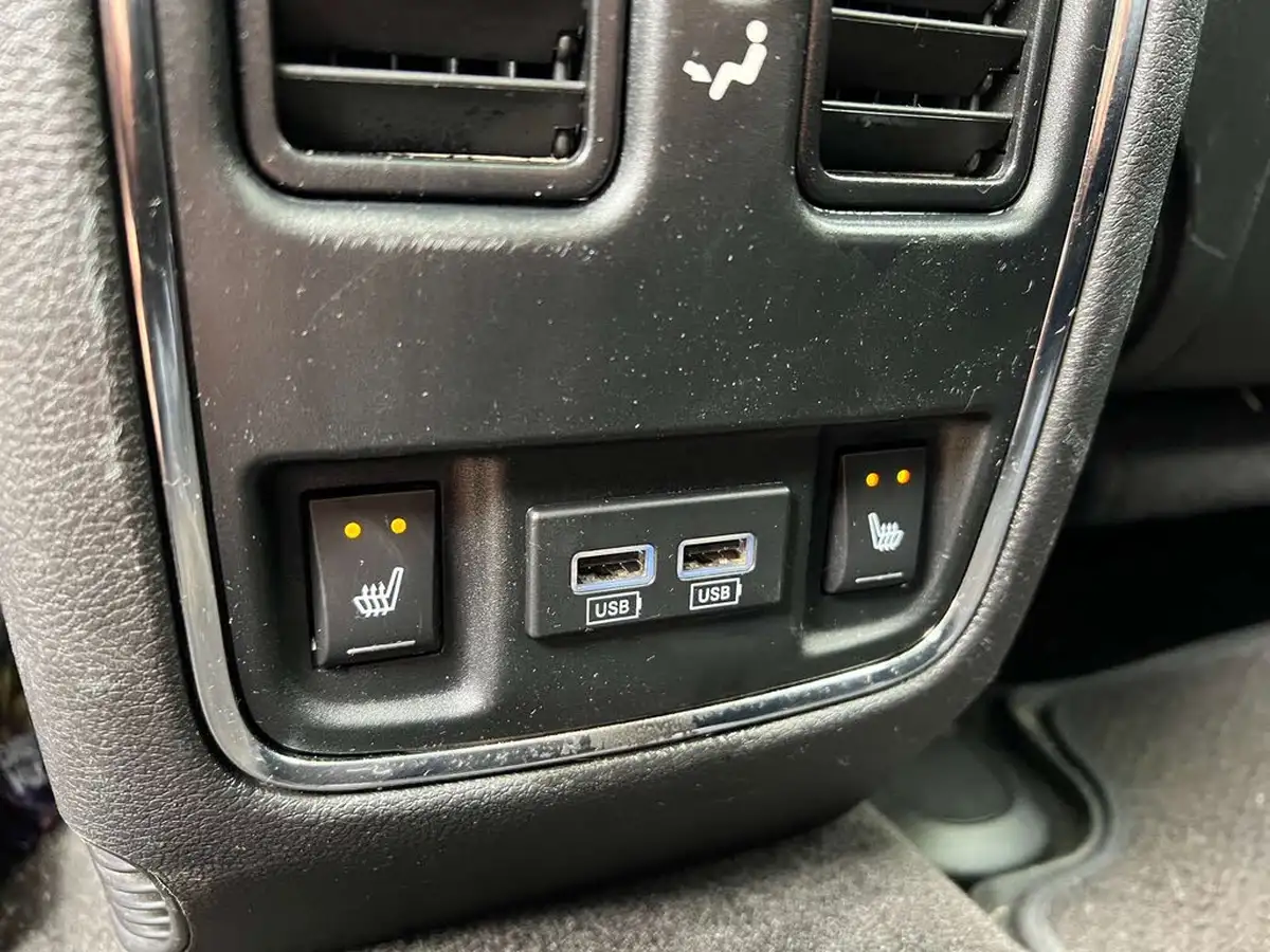 2016-jeep-grand-cherokee-30crd-summit-big-27