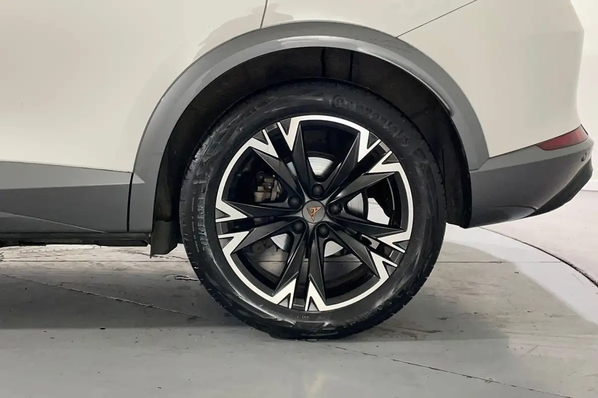 2022-cupra-formentor-14-e-hybrid-v1-big-12