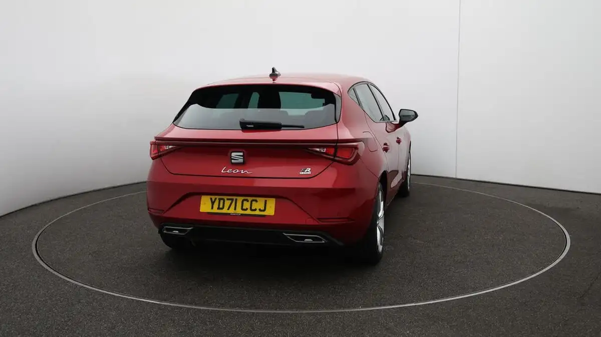 2021-seat-leon-14-e-hybrid-fr-hatchback-big-56