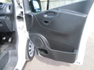 2021-renault-trafic-20dci-ll30-energy-120-business-panel-small-19