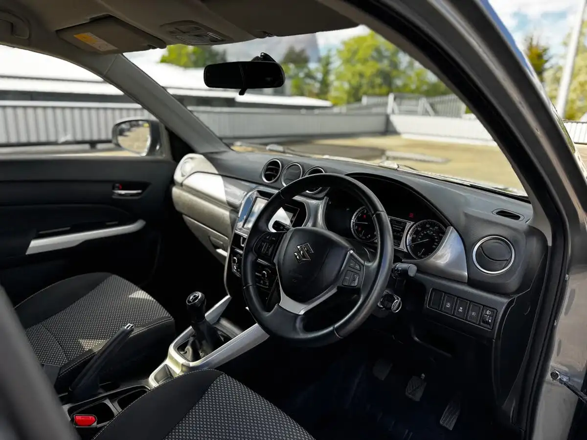 2017-suzuki-vitara-16-sz-t-big-13