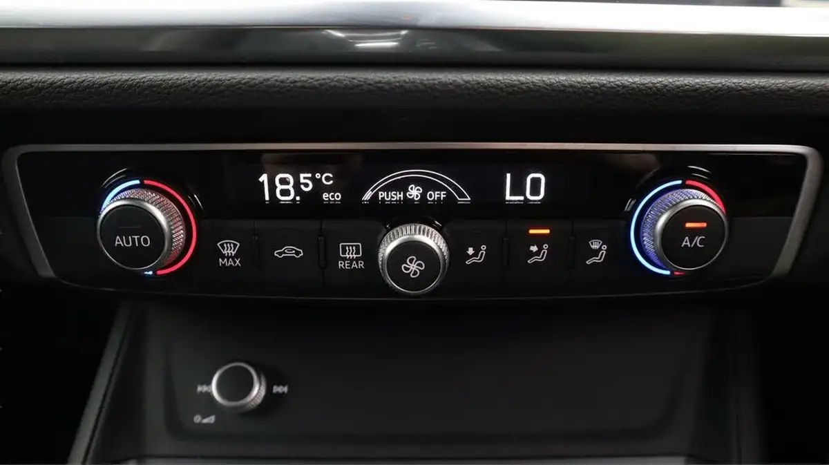 2022-audi-q3-15-35-tfsi-s-line-cod-sportback-tronic-big-12