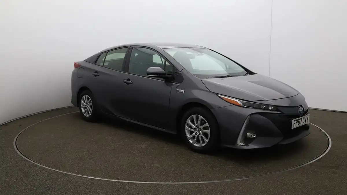 2017-toyota-prius-18-vvt-i-excel-plug-in-big-43