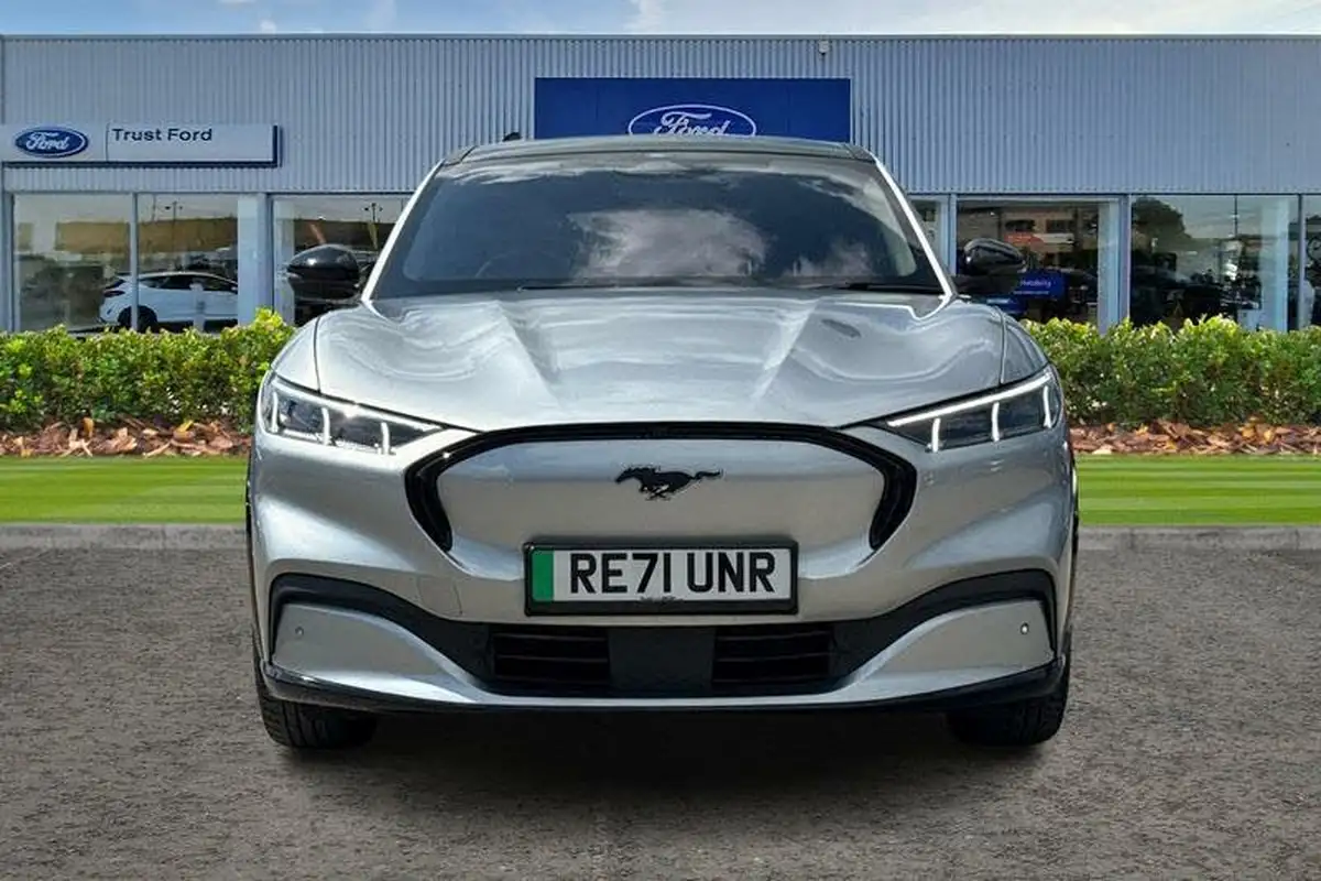 2022-ford-mustang-mach-e-e-extended-range-351ps-awd-big-5