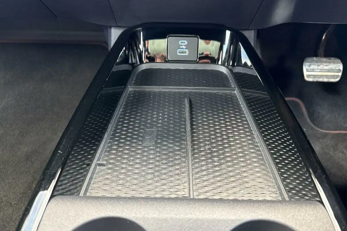 2022-ford-mustang-mach-e-e-extended-range-351ps-awd-big-29