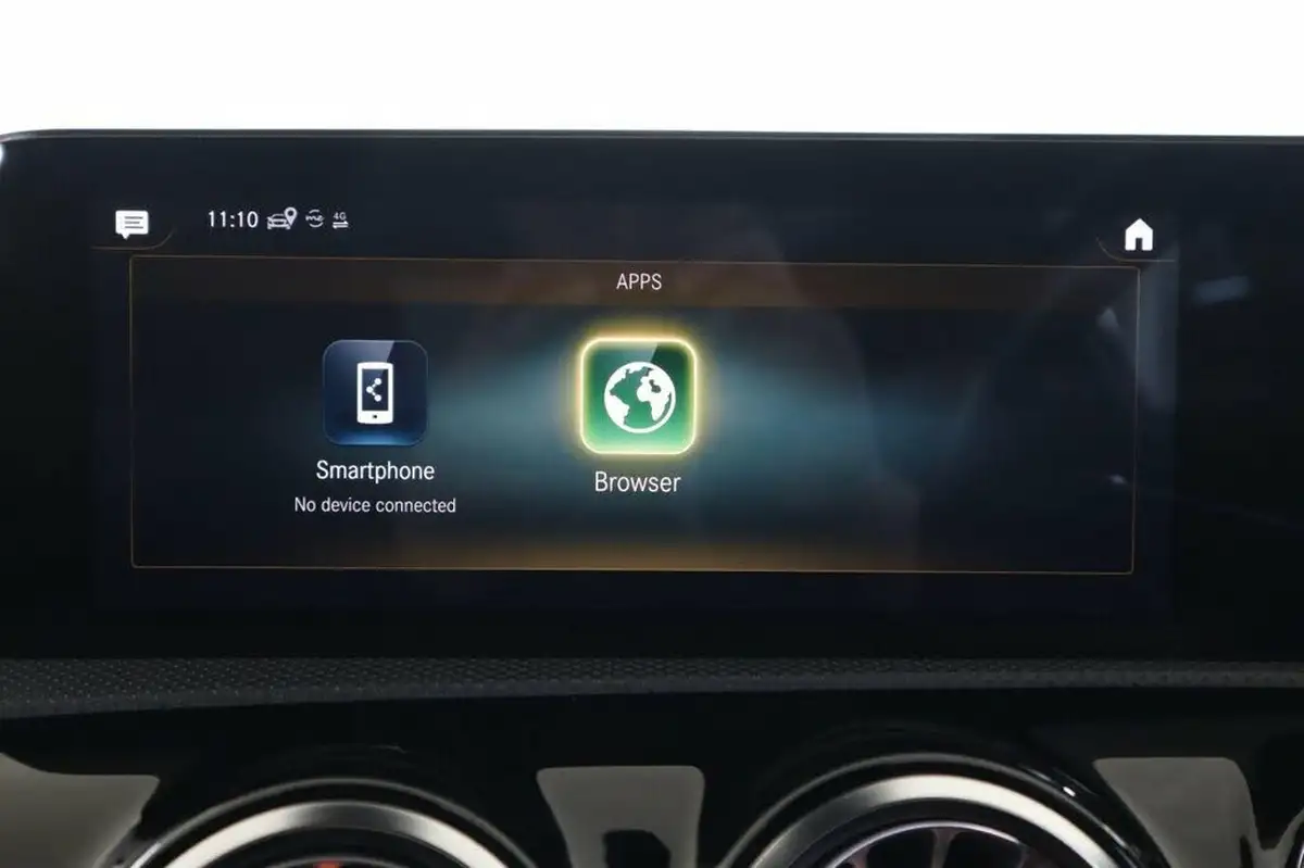 2021-mercedes-benz-a-class-13-a250e-amg-line-premium-hatchback-5d-big-57