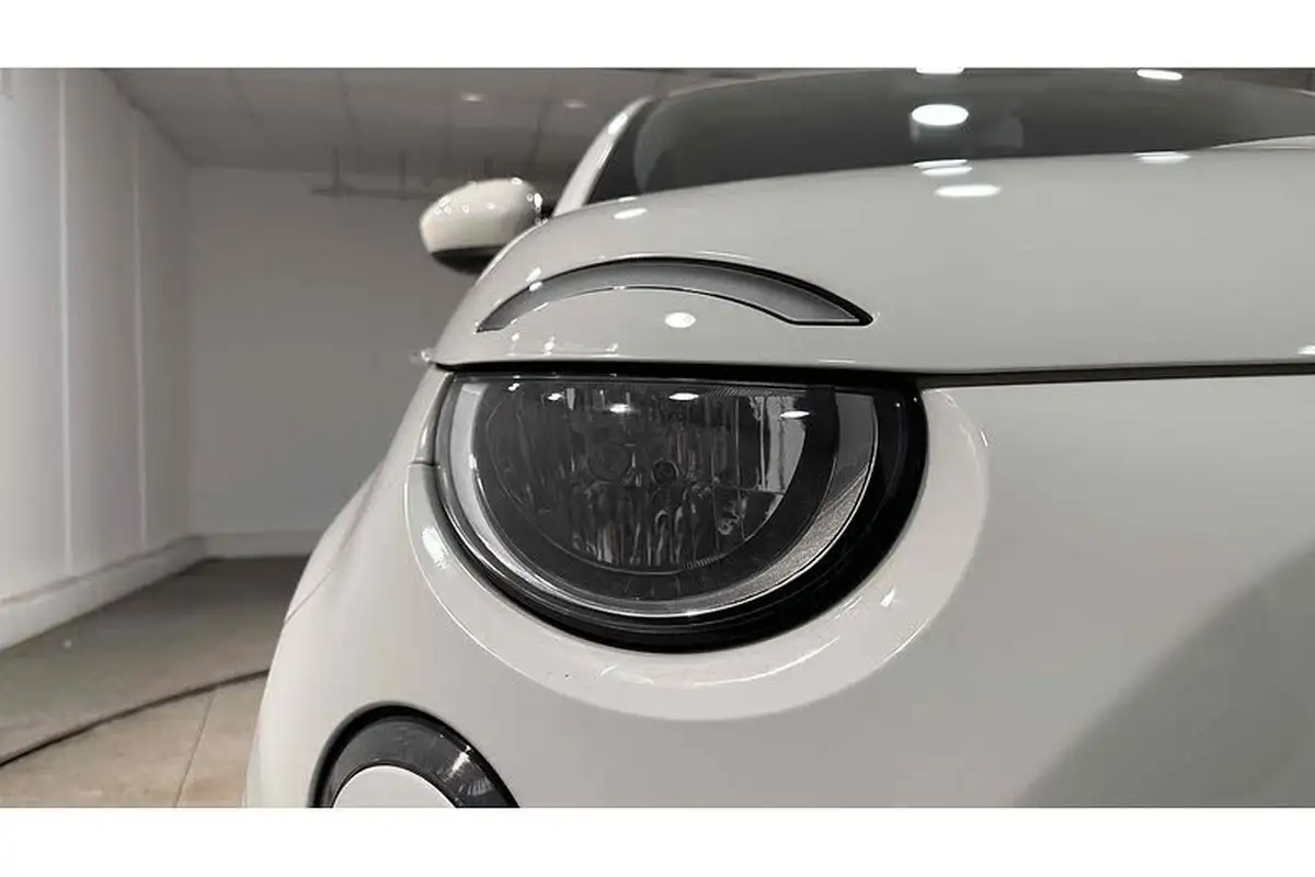 2022-fiat-500-e-icon-117bhp-big-19
