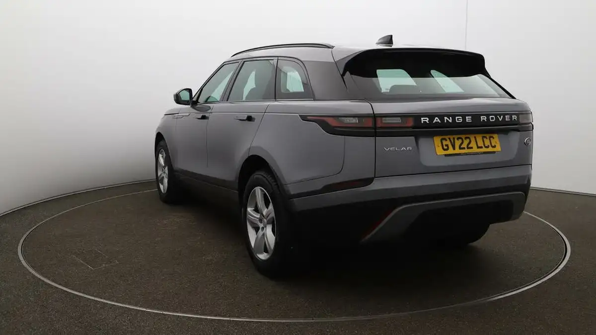 2022-land-rover-range-rover-velar-20-d200-velar-big-62